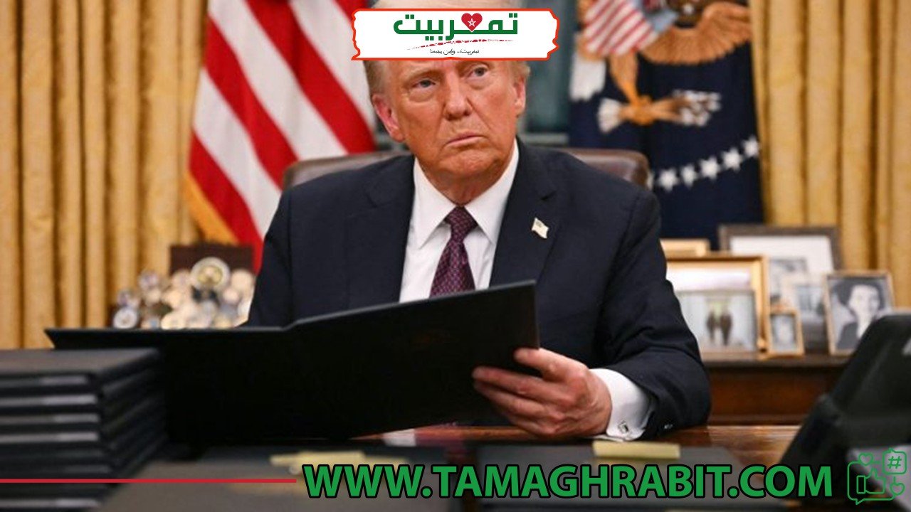 Image default