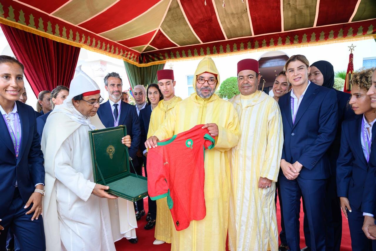 الملك-محمد-السادس-يستقبل-“لبؤات-الأطلس”-خلال-احتفالات-عيد-العرش