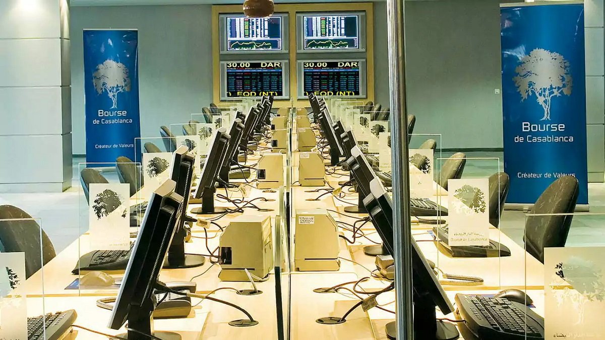 بورصة-الدار-البيضاء-تفتتح-تداولاتها-على-وقع-الارتفاع-وتحافظ-على-منحاها-الإيجابي