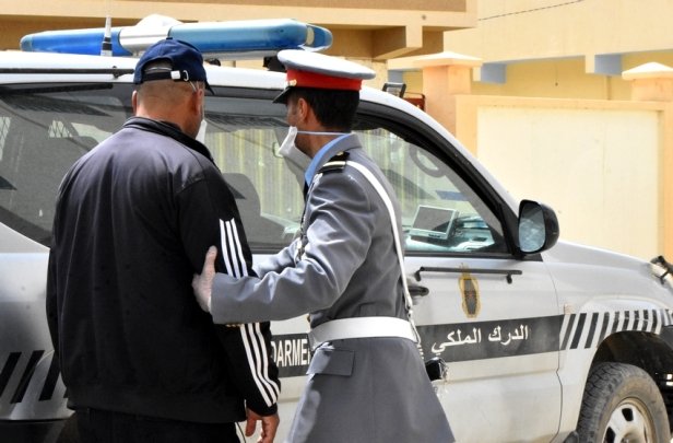 ابنة-تنجب-ستة-أبناء-من-أبيها