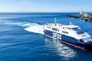 تعليق الرحلات البحرية بين طريفة وطنجة