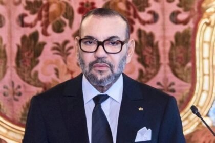 الملك محمد السادس يعلن تحيين مبادرة الحكم الذاتي وتقديمها للأمم المتحدة كأساس وحيد للتفاوض حول الصحراء المغربية