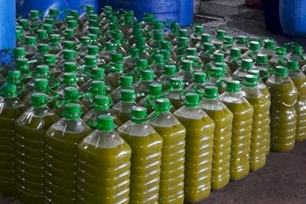 تفتيش معصرة يسفر عن ضبط 9 أطنان من الزيوت المغشوشة