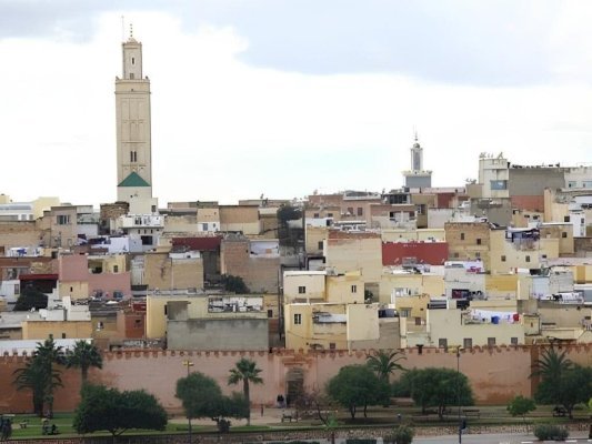 جامع باب بردعيين بمكناس بدون مرحاض منذ سنوات.. والمواطنون يطالبون بتدخل وزارة الأوقاف