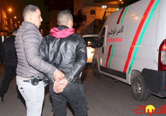 نشيطون رغم العقوبات المشددة