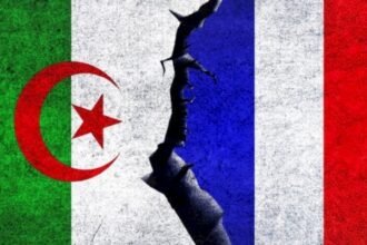 رئيس الوزراء الفرنسي يدعو الجزائر لمفاوضات جديدة