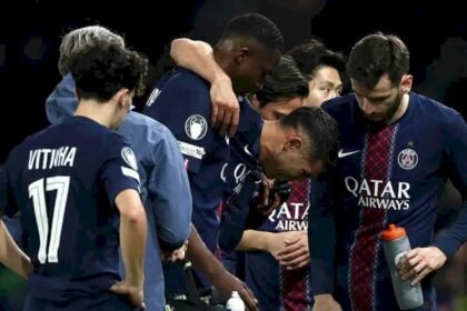 إصابة خطيرة لحكيمي واحتمال غيابه عن كأس إفريقيا للأمم