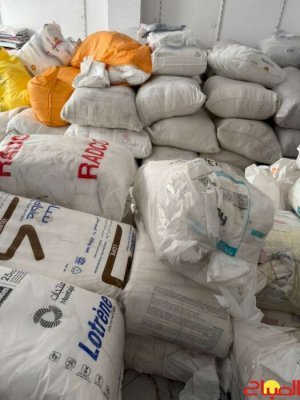 جمارك تطوان تداهم مستودعات بمرتيل وتحجز أطنانا من البلاستيك