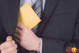 توقيف مفتش شرطة بأولاد تايمة للاشتباه في تورطه بالابتزاز والرشوة