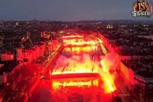 “الوينرز” تقيم احتفالية مثيرة بذكرى تأسيسها العشرين في قلب باريس(فيديو)