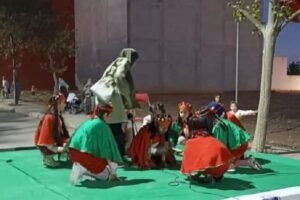 شباب مرتيل يحتفون بالمسيرة الخضراء في نشاط وطني متميز