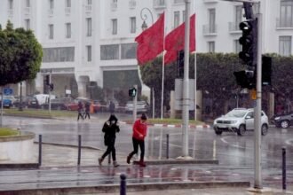 طقس الخميس.. أمطار وزخات رعدية بهذه المناطق المغربية
