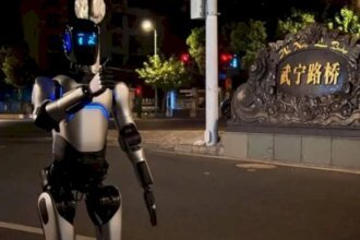 روبوت صيني يقطع 106 كيلومترا دون توقف ويحطم رقما قياسيا عالميا