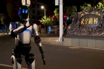 روبوت صيني يقطع 106 كيلومترا دون توقف ويحطم رقما قياسيا عالميا