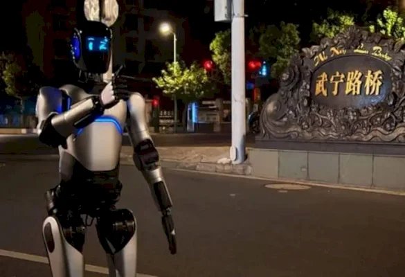 روبوت صيني يقطع 106 كيلومترا دون توقف ويحطم رقما قياسيا عالميا