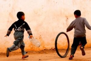 هشاشة الطفولة بالمغرب: 230 ألف طفل خارج المدرسة وعشرات آلاف يشتغلون في ظروف خطيرة