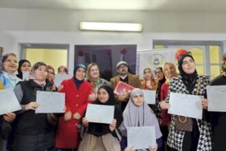 القصر الكبير.. جمعية العهد تحتفي بخريجات فوج الوحدة بمناسبة المسيرة الخضراء وعيد الاستقلال