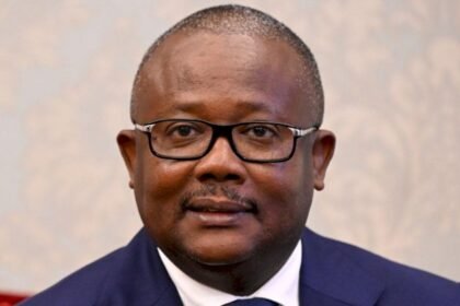 انقلاب عسكري في غينيا بيساو وتوقيف الرئيس