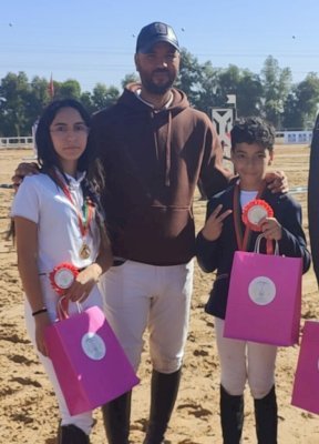 تألق نادي الركاب للفروسية أكادير في البطولة الوطنية للخيول الشابة بمراكش.