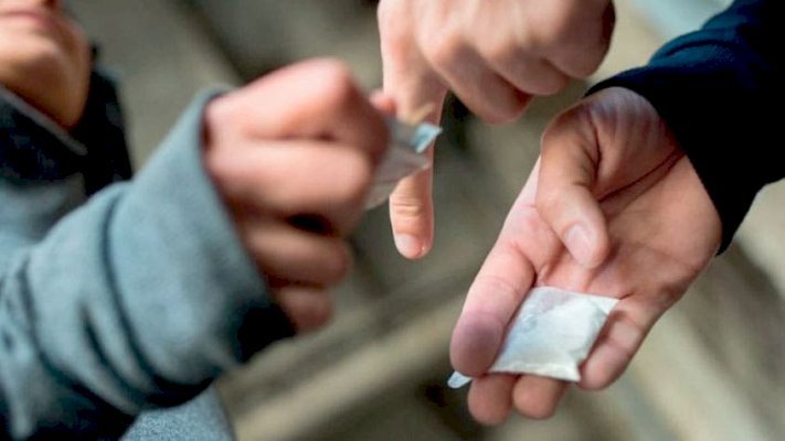 الحسيمة.. 9 سنوات وغرامة مالية في حق متورط في ترويج المخدرات