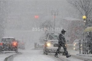 أمطار قوية وثلوج بعدد من المناطق (نشرة إنذارية)