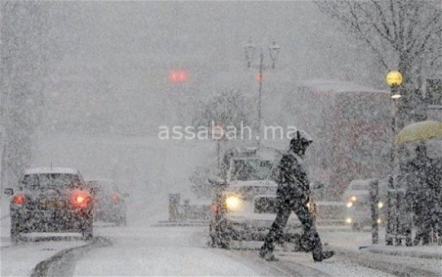 أمطار قوية وثلوج بعدد من المناطق (نشرة إنذارية)
