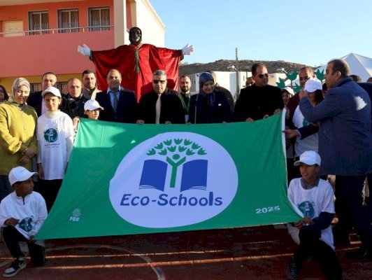 تاوريرت .. الأكاديمية الجهوية للتربية والتكوين لجهة الشرق تحتفي بتتويج عدد من المدارس الإيكولوجية