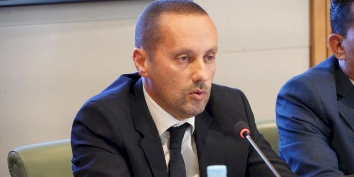 وزير الصحة يكشف بالأرقام قيمة الزيادات المالية للأطر الطبية