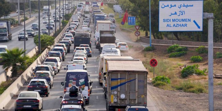 الوكالة الوطنية للسلامة الطرقية تدعو إلى توخي أقصى درجات اليقظة والحذر في الطريق تزامنا مع عطلة رأس السنة