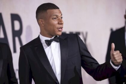 ريال مدريد يعلن عن إصابة المهاجم كيليان مبابي