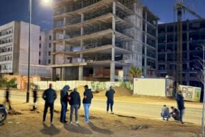 عمارة آيلة للسقوط بعين مزوار تستنفر سلطات مراكش (صور)