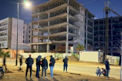 عمارة آيلة للسقوط بعين مزوار تستنفر سلطات مراكش (صور)
