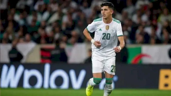 لاعب جزائري يتوقع إقصاء المغرب في كأس العرب أمام منتخب بلاده ويعتبر نفسه أفضل من حكيمي