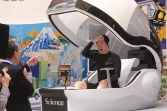 اليابان تطلق أول غسالة بشرية للاستحمام بدون مجهود في 15 دقيقة فقط