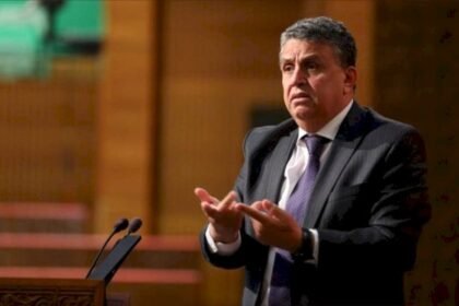 بعد مشاداته مع حيكر.. حامي الدين يطالب وهبي بالاستقالة بسبب عجزه عن (ضبط لسانه)