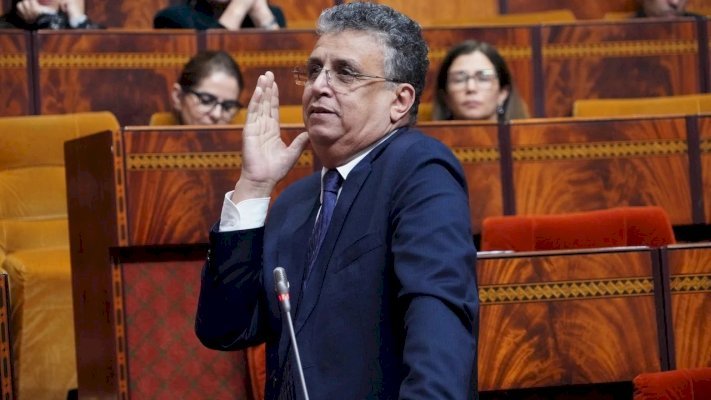 وزير العدل يكشف السر خطير داخل البرلمان