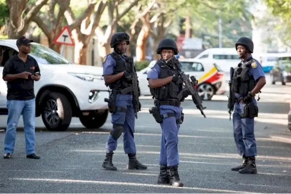 جنوب أفريقيا.. هجوم مسلح على فندق في بريتوريا يودي بحياة 11 شخصا