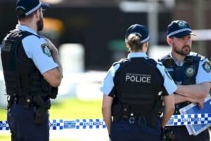 إطلاق نار يهز سيدني: 10 قتلى في هجوم قرب تجمع يهودي بشاطئ بوندي