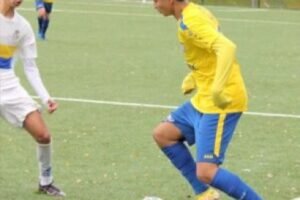 نوبيان أوضبجي لاعب مغربي يبهر بنادي بيفيرين ويدق بقوة أبواب المنتخب الوطني