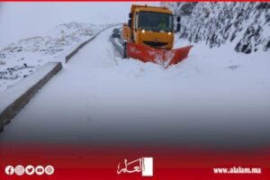 جهود متواصلة لمديرية التحهيز والماء لفك العزلة بالحزام الجبلي بأزيلال