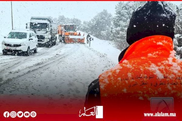 وزارة التجهيز والماء تتخذ تدابير عملية لضمان استمرارية حركة السير وتأمين سلامة مستعملي الطريق