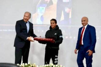 في التفاتة متميزة.. وزير التربية الوطنية يكرم “المخترع الصغير”