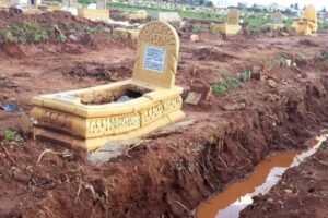 عضو بجماعة البيضاء يطلق نداء لإنقاذ الموتى من الغرق بمقبرة الغفران