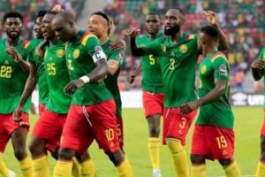 الكشف الرسمي عن قمصان المنتخب الكاميروني أثار موجة من السخرية والانتقادات