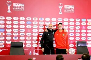 أبرز ما قاله وليد الركراكي وأشرف حكيمي عن مواجهة جزر القمر في افتتاح كان المغرب (مترجم إلى العربية)