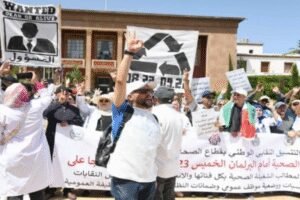 أمام صمت الوزارة وعدم تفاعلها مع بيانات التنسيق النقابي.. الشغيلة الصحية تصعد