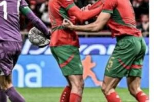 حين تصرخ التفاصيل الصامتة بما لا تقوله الأهداف