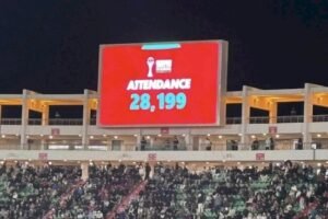 الدخول المجاني يربك شناقة تذاكر كأس إفريقيا بالمغرب وينهي جدل المدرجات الفارغة
