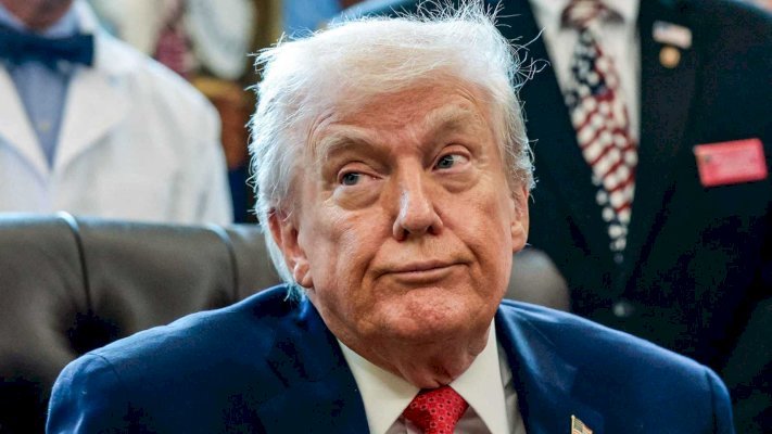 ترامب: نيويورك تايمز عدو حقيقي وتهديد لأمننا القومي