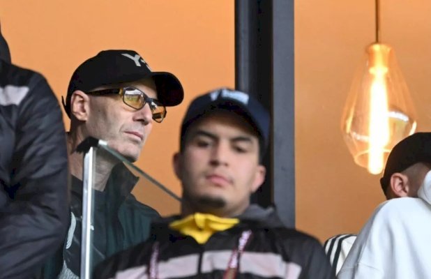 زيان يخطف الأضواء بالرباط